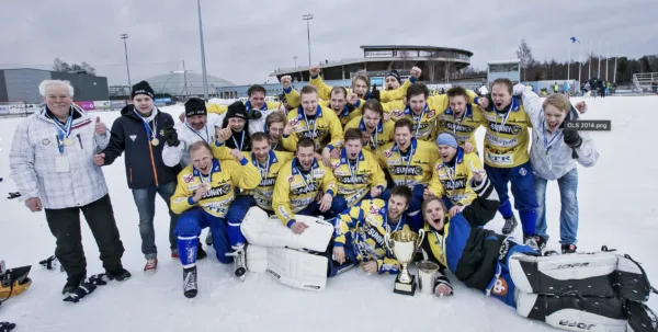 Oulun Luistinseura joukkuekuva